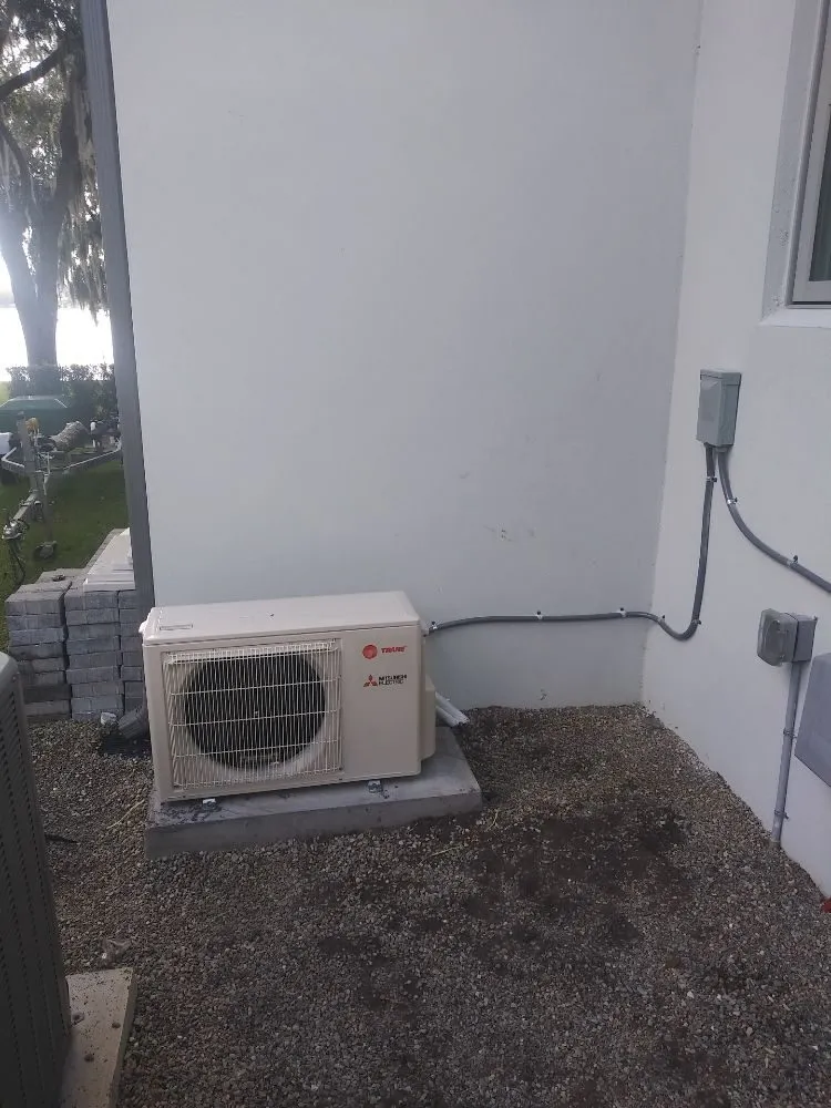 Slide of Seminole Air