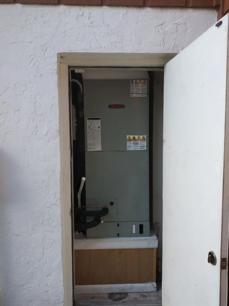 Slide of Seminole Air