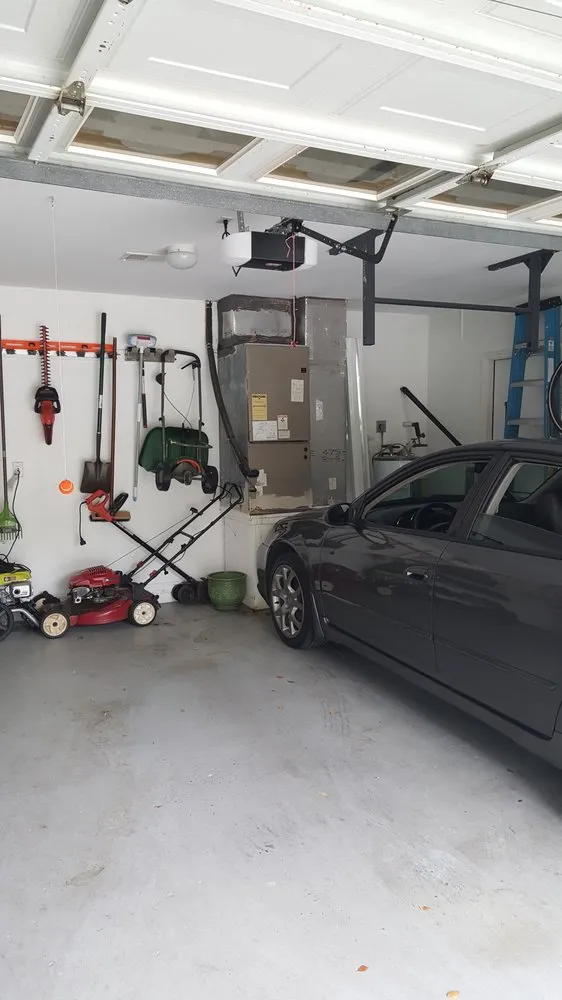 Slide of Semper Fidelis AC