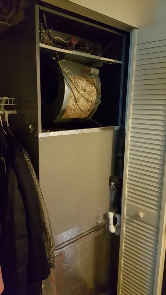 Slide of Semper Fidelis AC