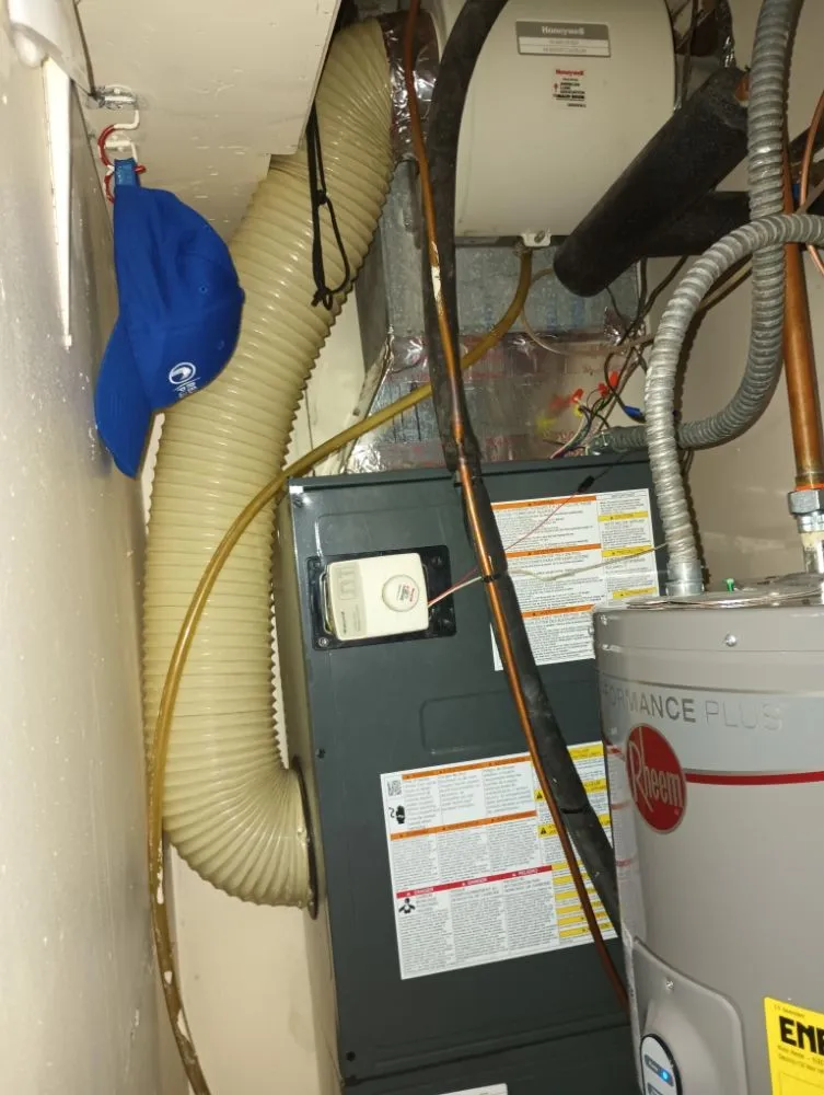 Slide of Serezo Hvac