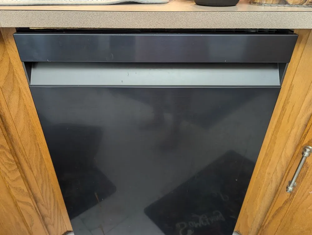 Slide of SergeComService