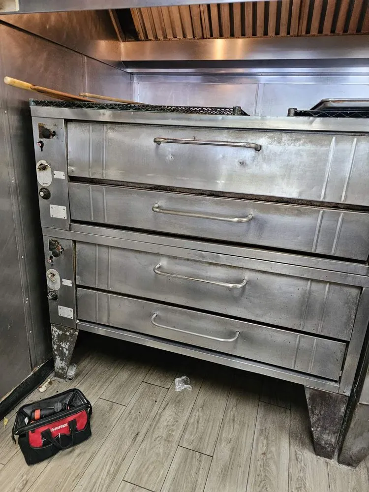 Slide of SergeComService