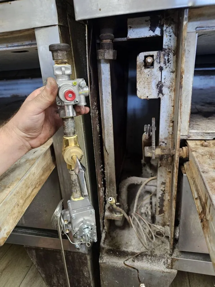 Slide of SergeComService