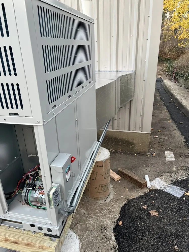 Slide of Servi-Pronto HVAC & Electrical