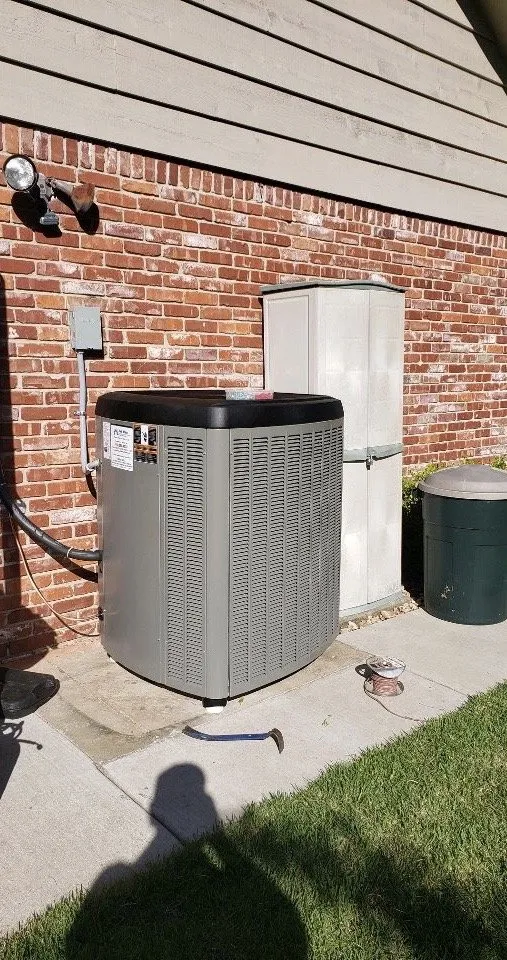 Slide of Service Experts Tulsa