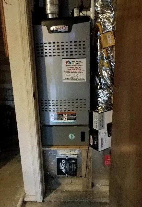 Slide of Service Experts Tulsa