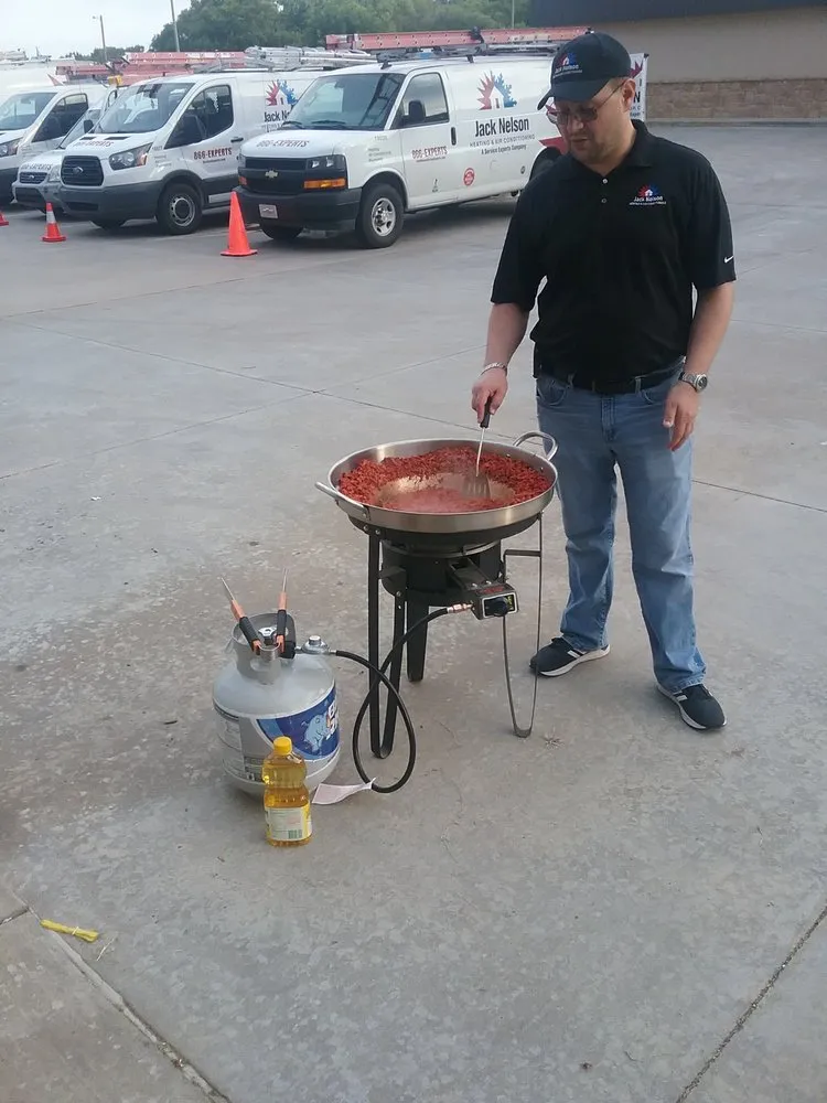 Slide of Service Experts Tulsa