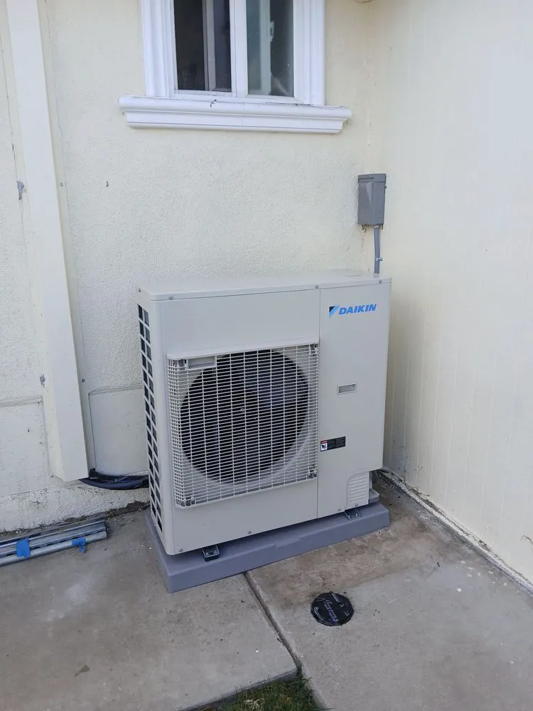 Slide of Service Genius Air Conditioning and Heating Chatsworth