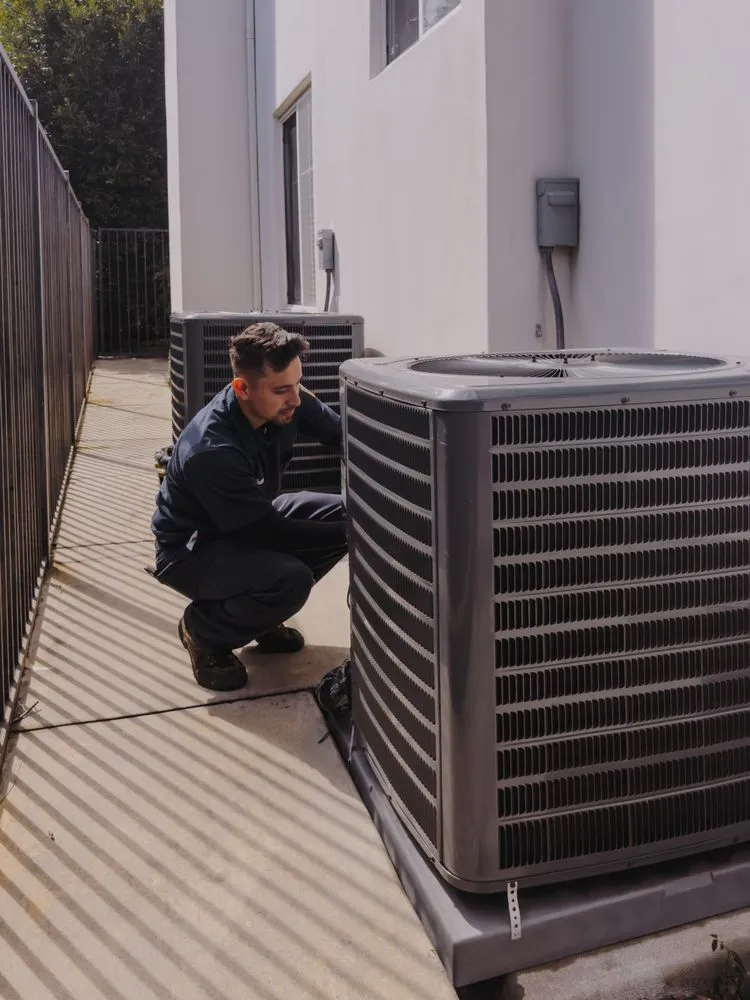 Slide of Service Genius Air Conditioning and Heating Chatsworth