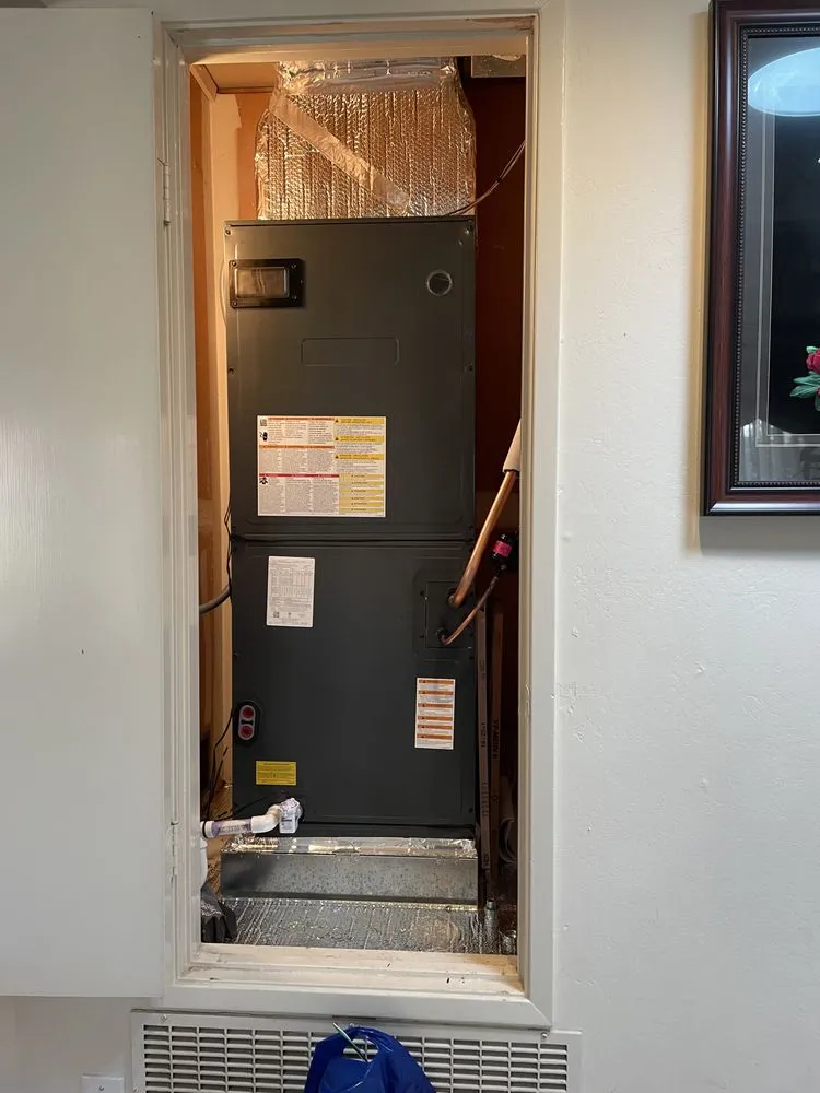 Slide of Service King Air