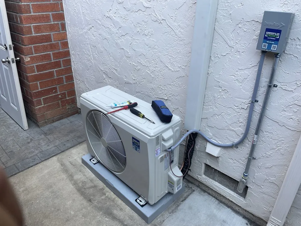 Slide of Service King Air