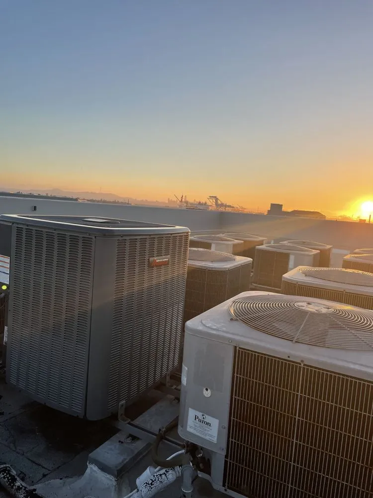 Slide of Service King Air