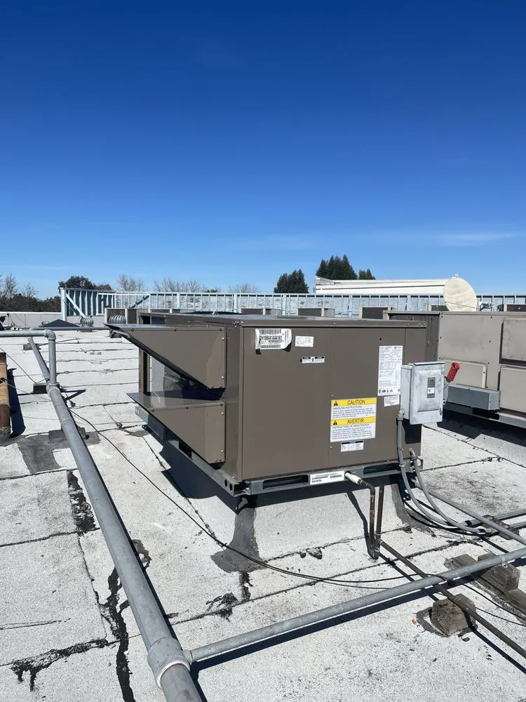 Slide of Service King Air