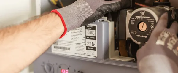 Service Max Pro Logo