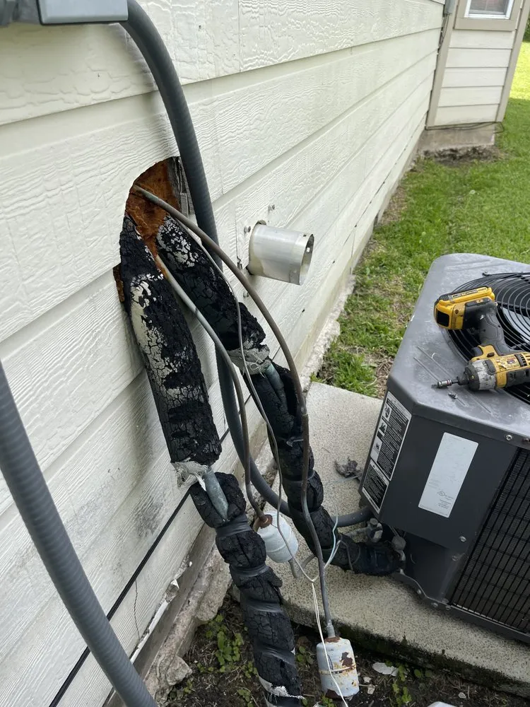 Slide of Servicemaxx Heating & Air Conditioning