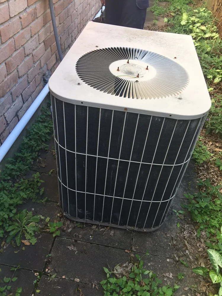 Slide of Servicemaxx Heating & Air Conditioning