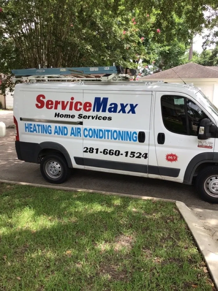 Slide of Servicemaxx Heating & Air Conditioning