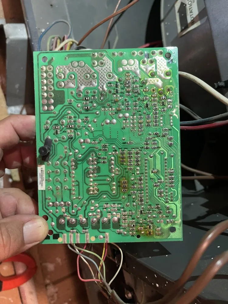 Slide of Servicemaxx Heating & Air Conditioning