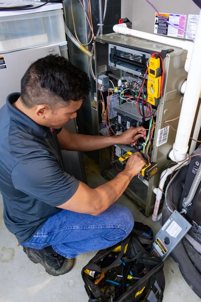 Slide of Shawnee Heating & Air