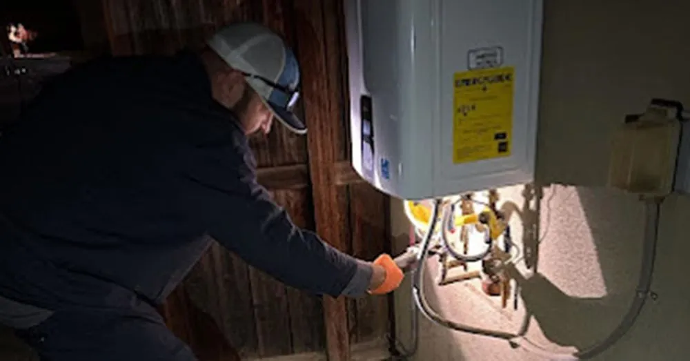 Slide of Shaws Air Conditioning And Heating