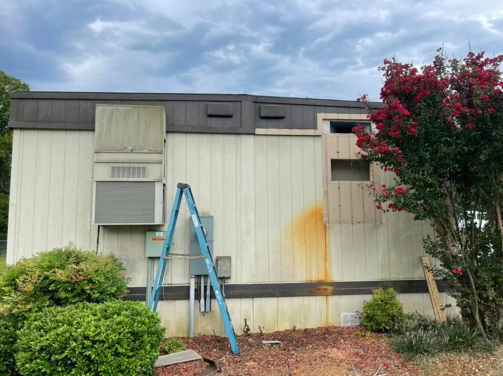 Slide of Shelton's Air Worx Heating & Cooling