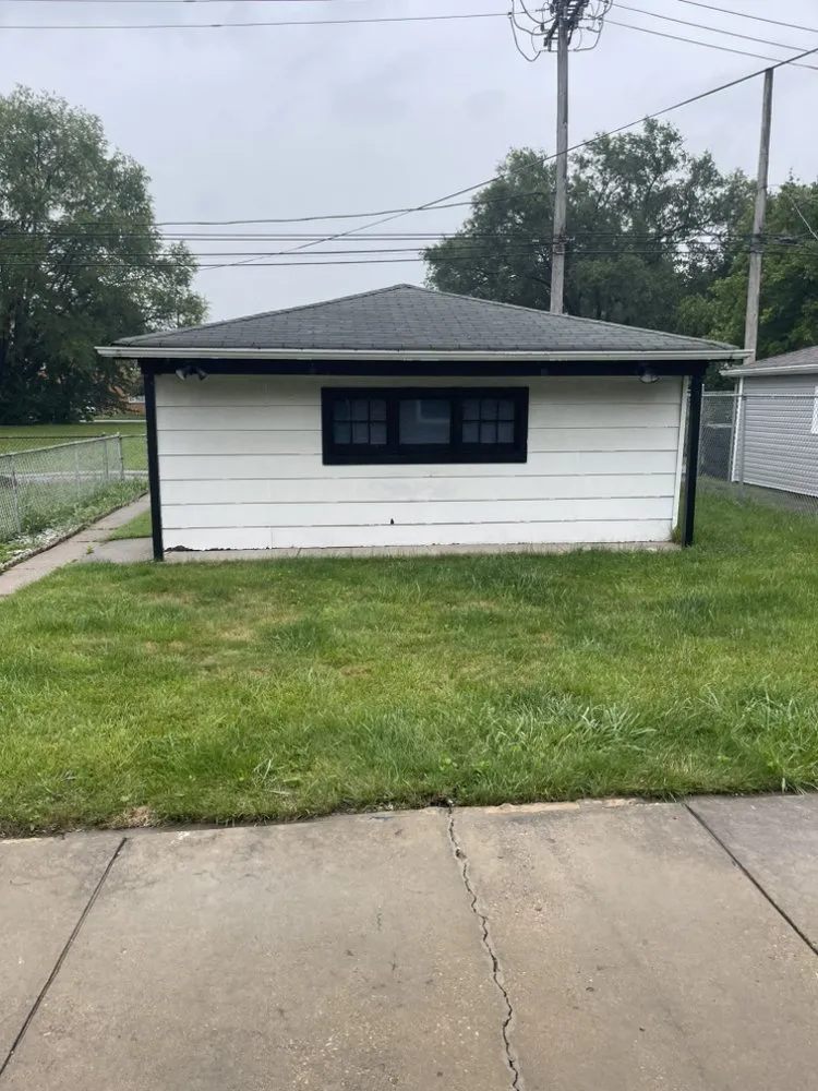 Slide of Shondell Home Services