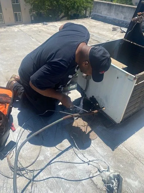 Slide of Shuntavious Heating & AC