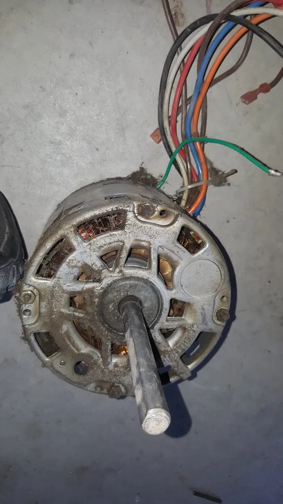 Slide of Signature Heating, Cooling & Plumbing