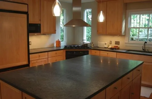 Slide of Silver Interior Renovations