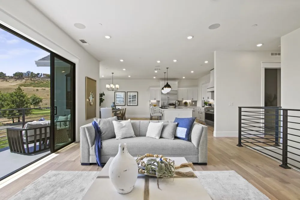 Slide of Silvermark Construction Services