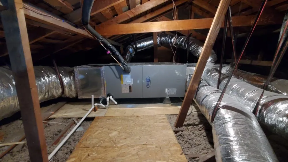 Slide of Simon's Air Conditioning and Heating