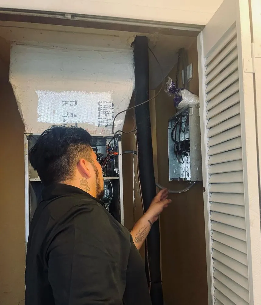 Slide of Simply's Assistance.