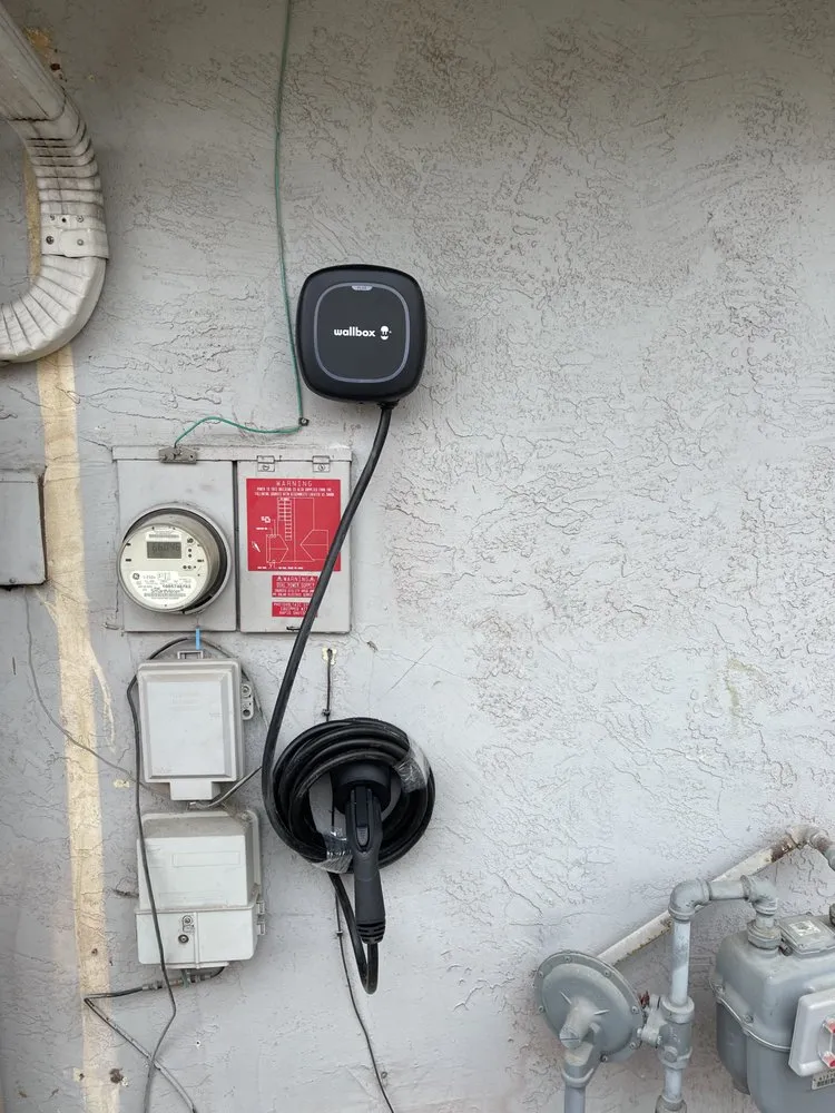 Slide of Singh Electrical