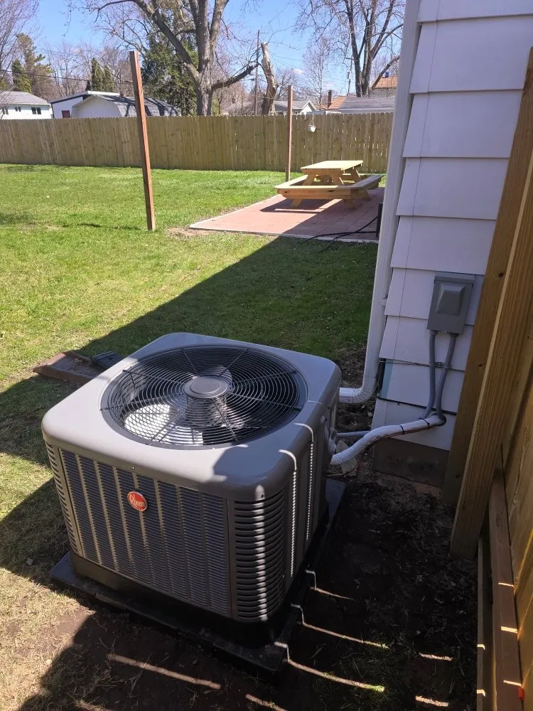 Slide of Skeeter's Heating & Air Conditioning