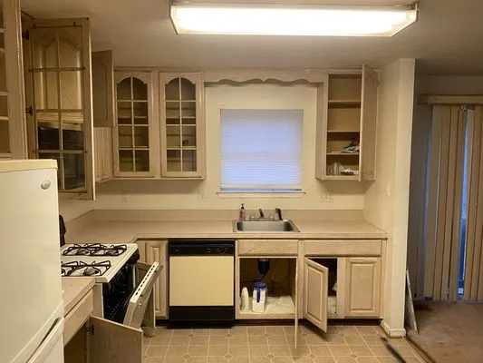 Smart Thinking Repairs Logo