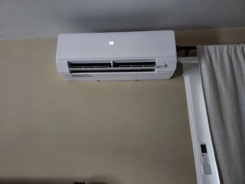 Slide of Smiley's Heating,Ventilating & Air Conditioning