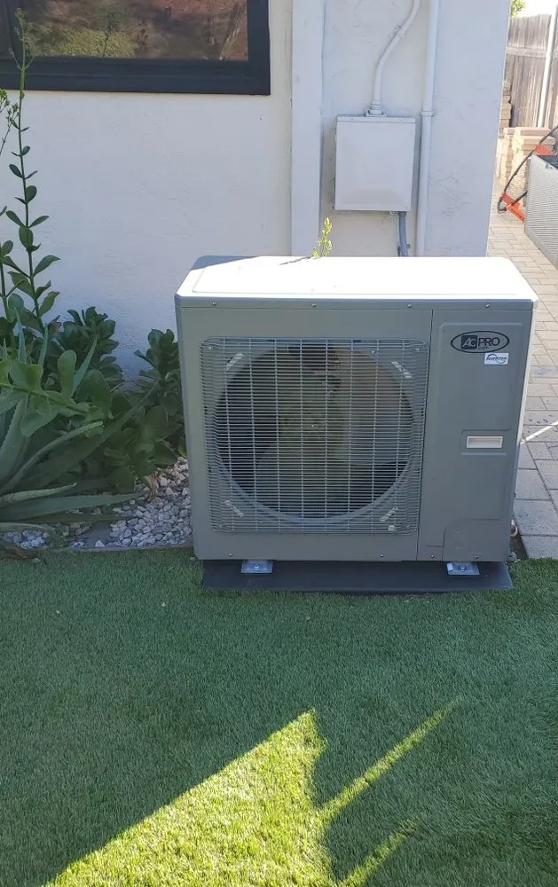 Slide of Smith&sons Heating and Air