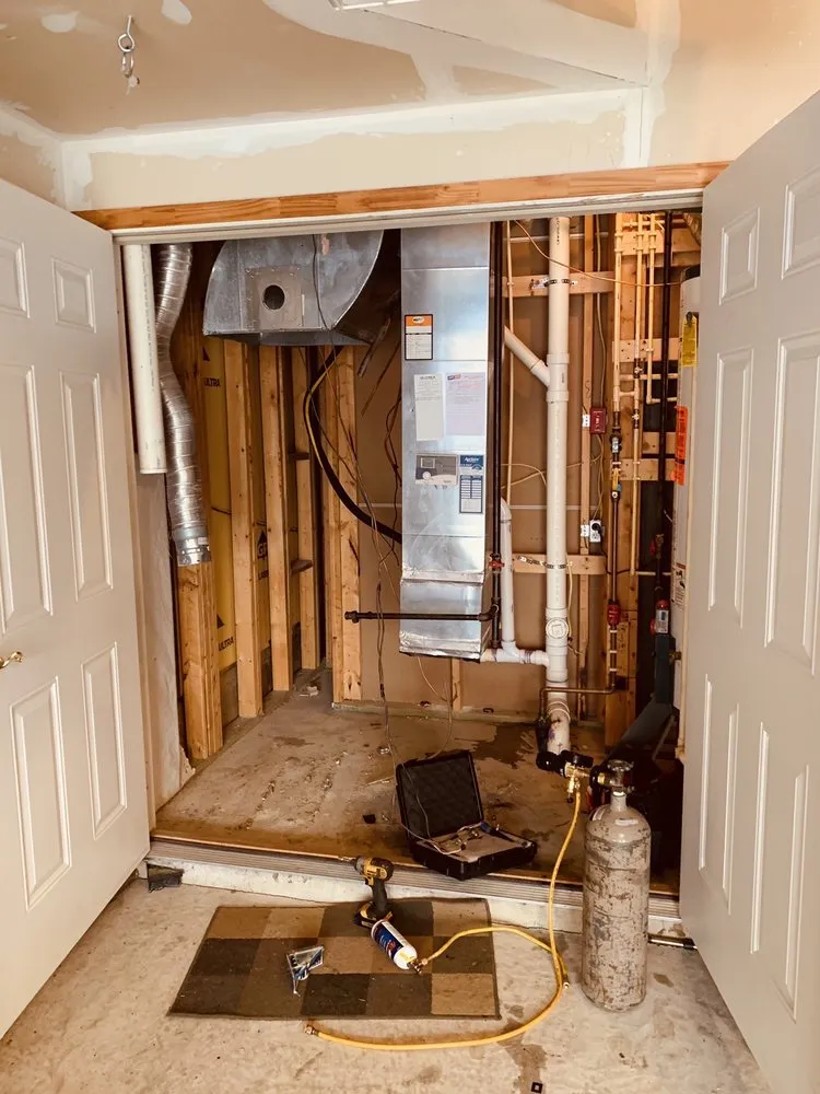 Slide of Snell Home Services