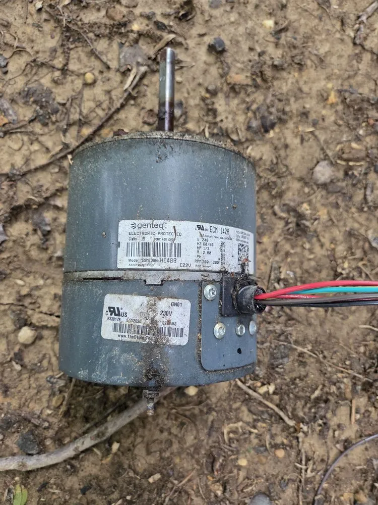 Slide of Sobieski Services - Milton