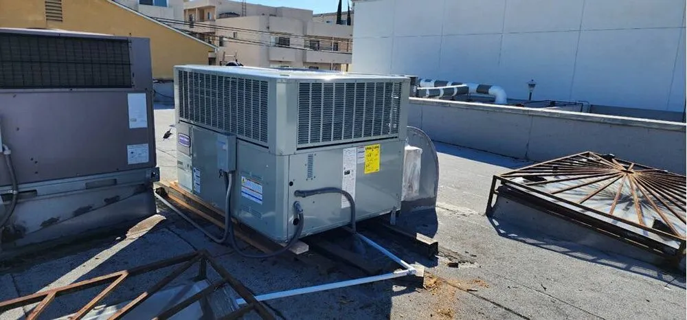 Slide of SoCal Heating & Air Conditioning