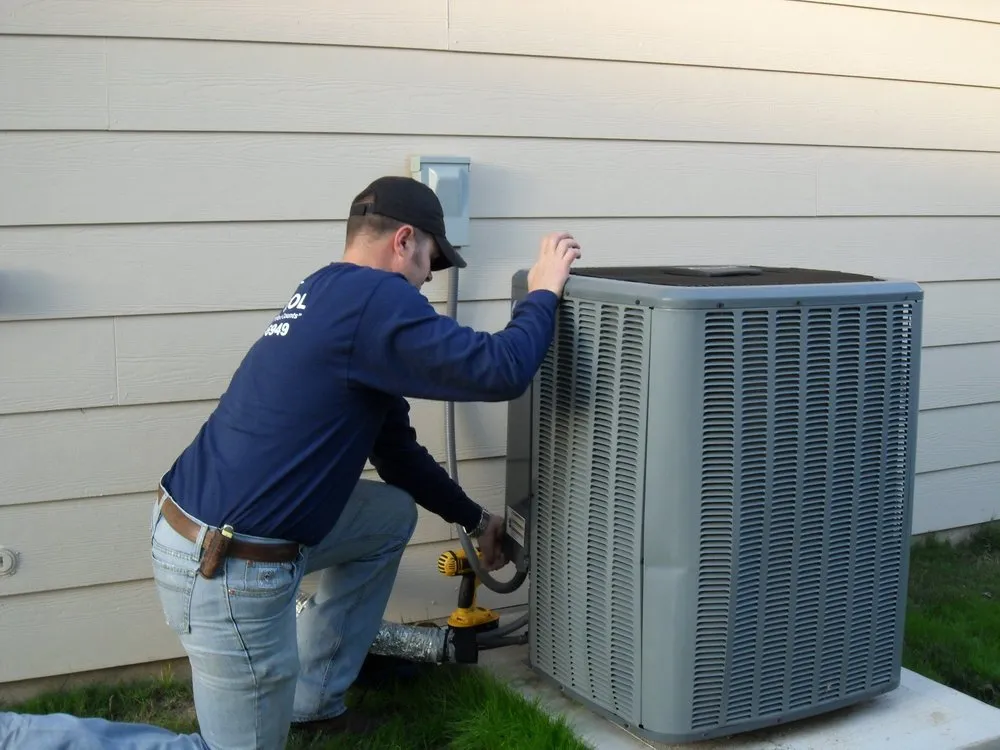 Slide of Solana Beach HVAC Experts