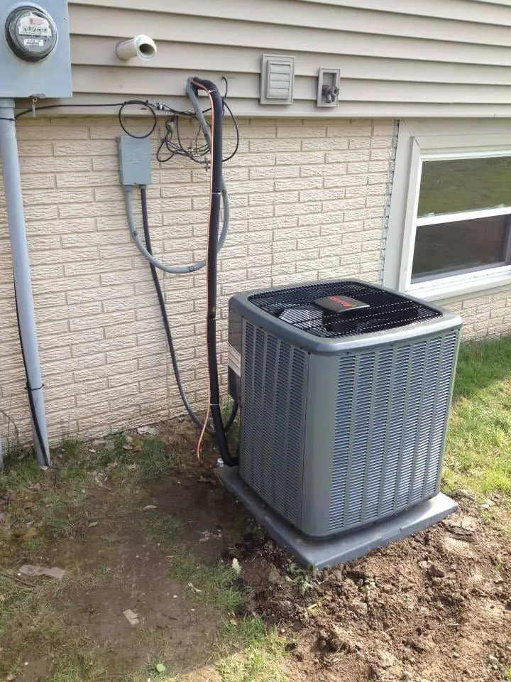 Slide of Solar Heating & A/C