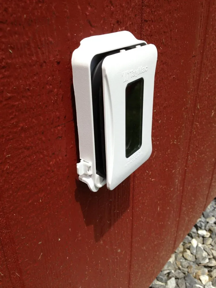Slide of Solid Foundation Electricians