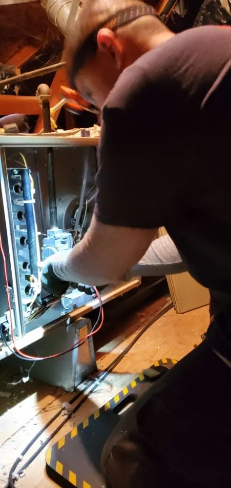 Slide of Solo Heating And Air