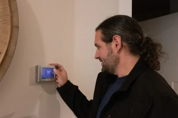 Sound Heating and Cooling