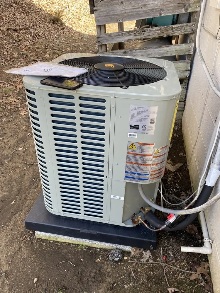 Slide of Southeast Equipment Solutions