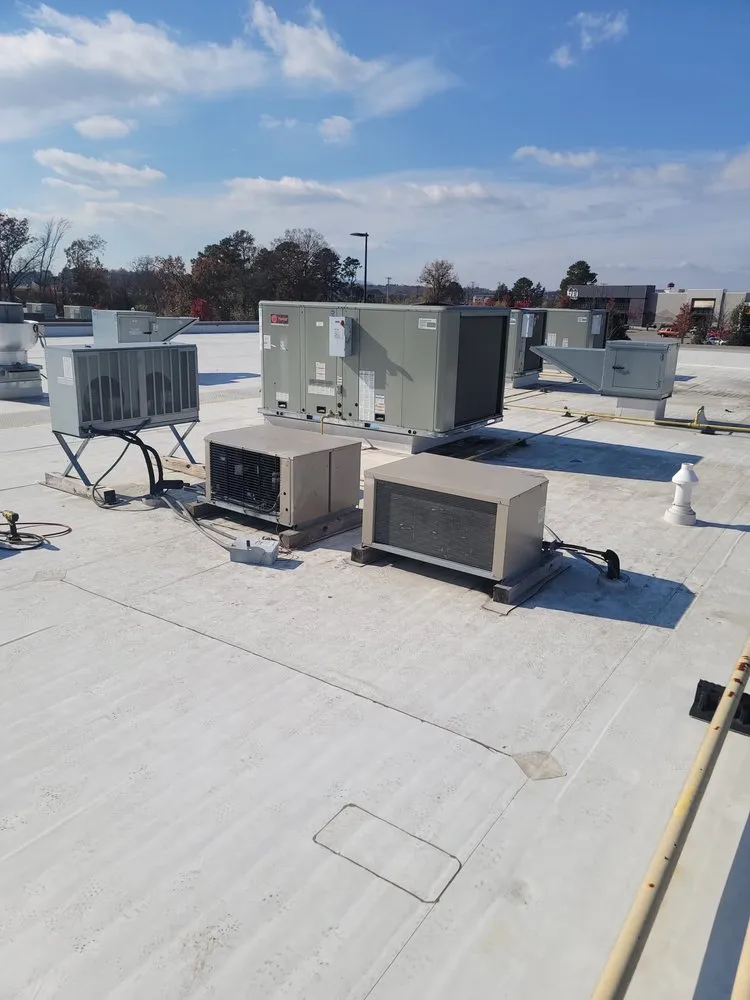 Emergency AC installation for fast service across Hixson, TN - Southeast Services