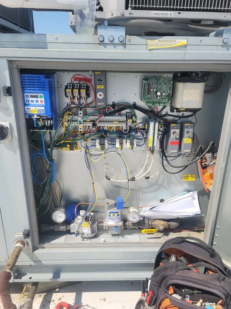 Expert heating and cooling service experts serving Hixson, TN - Southeast Services