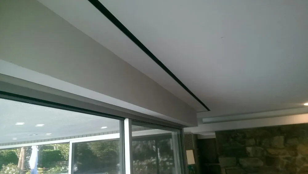 Slide of Southern Air